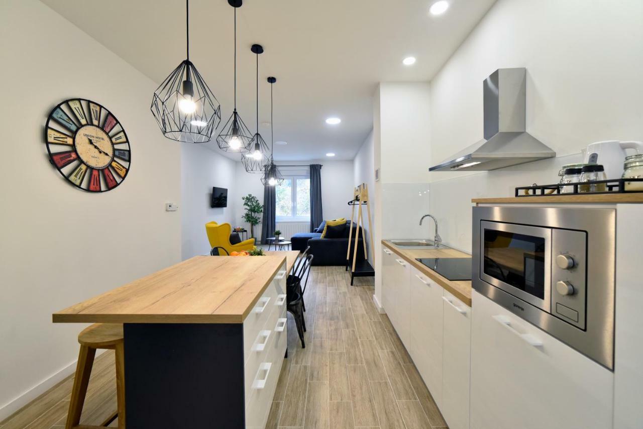 Fishnjak Apartments Zagreb Exterior photo